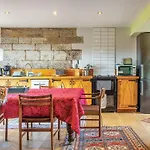 Seaton Court - Uk31955 *