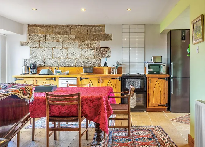 Seaton Court - Uk31955 *