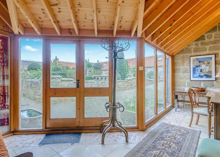 Seaton Court - Uk31955 Holiday home Staithes